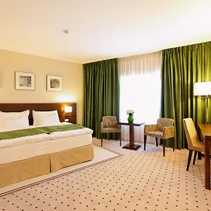 **** Otel Capital Plaza Romanya